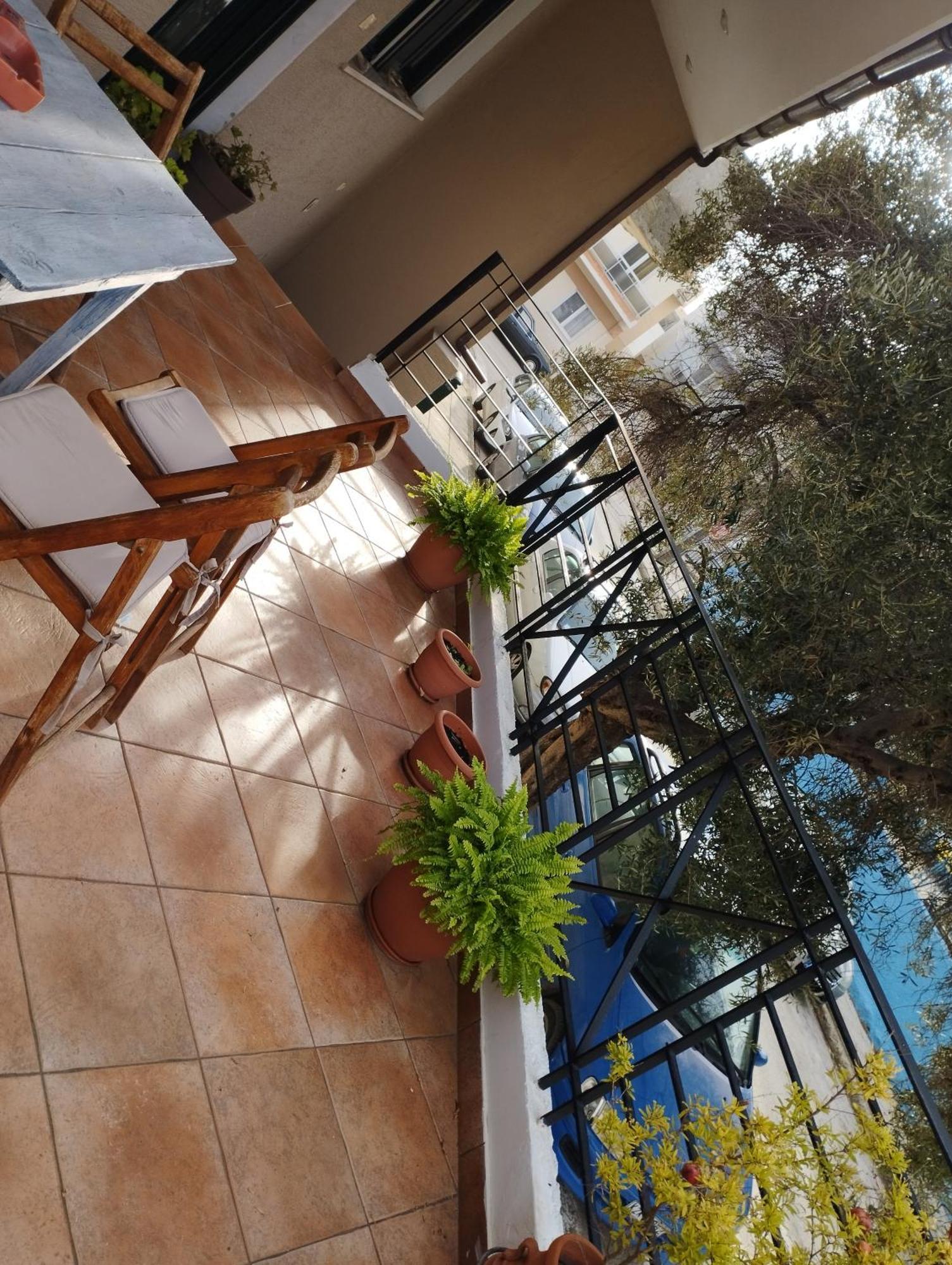 Elea Apartment *